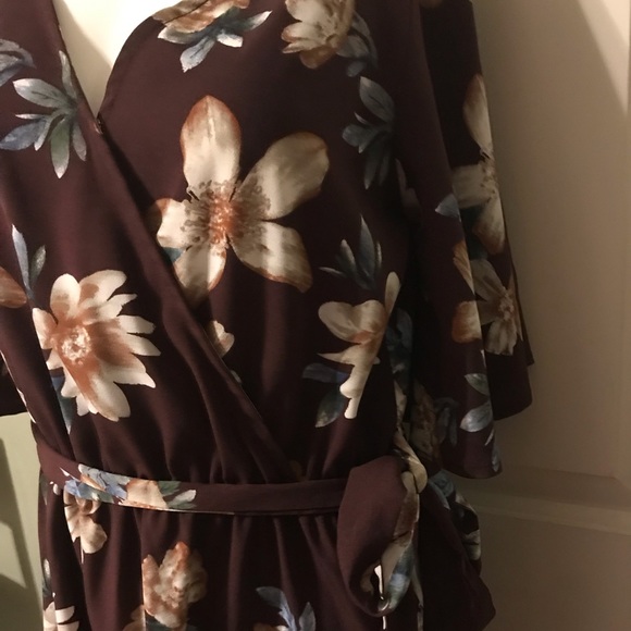 Dress - Picture 2 of 5